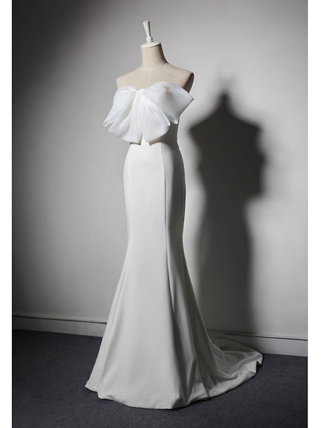 Mermaid / Trumpet Evening Gown Elegant Dress Wedding Party Sweep / Brush Train Sleeveless Strapless Stretch Fabric