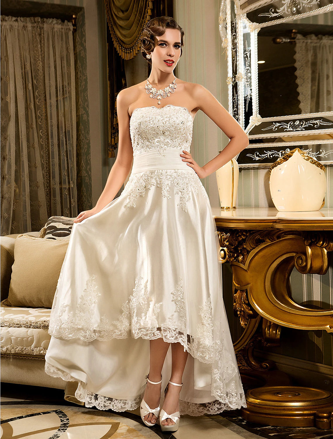 Reception Little White Dresses Wedding Dresses A-Line Sweetheart Strapless Asymmetrical Lace Bridal Gowns With Appliques
