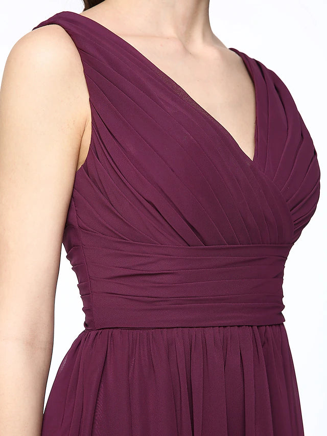 A-Line Bridesmaid Dress V Neck Sleeveless Elegant Short / Mini Chiffon with Pleats Pure Color