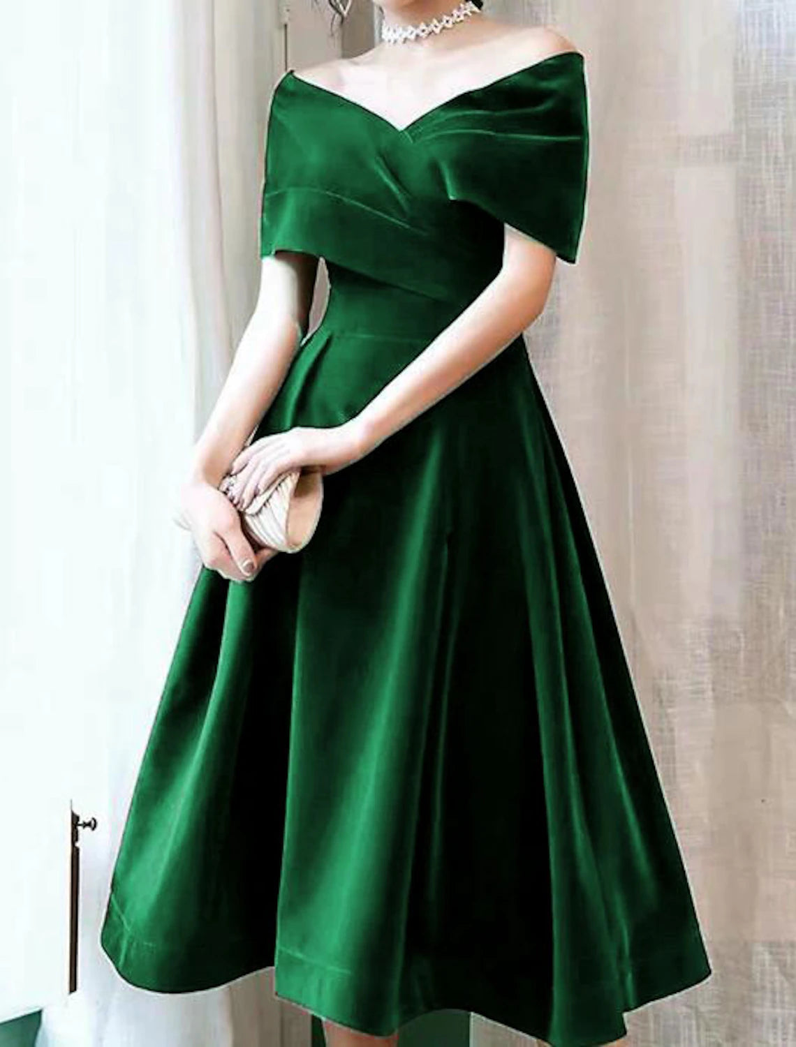 A-Line Cocktail Dresses 1950s Dress Fall Wedding Guest Dress Knee Length Short Sleeve Off Shoulder Velvet with Pleats
