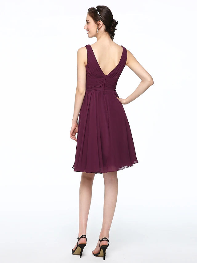 A-Line Bridesmaid Dress V Neck Sleeveless Elegant Short / Mini Chiffon with Pleats Pure Color