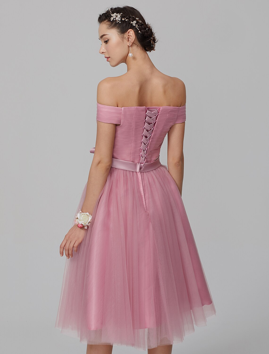 A-Line Off Shoulder Knee Length Tulle Bridesmaid Dress with Sash / Ribbon Draping