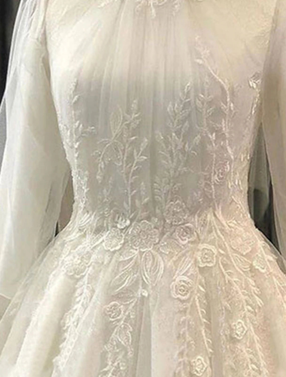 Engagement Vintage 1940s / 1950s Formal Wedding Dresses Ball Gown High Neck Long Sleeve Court Train Lace Bridal Gowns With Pleats