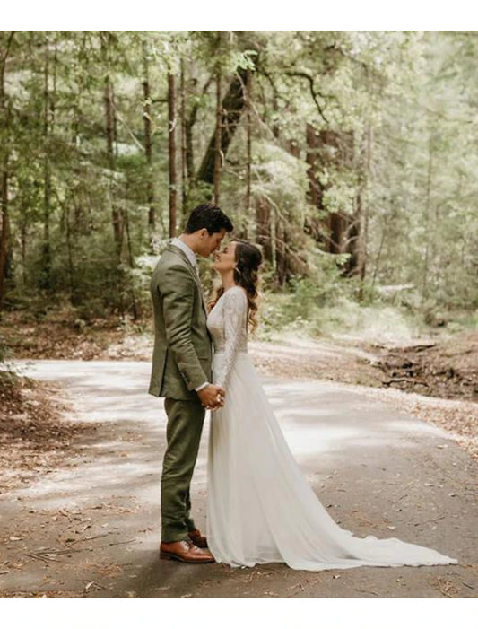Beach Open Back Boho Wedding Dresses A-Line Scoop Neck Long Sleeve Sweep / Brush Train Lace Outdoor Bridal Gowns With Pleats Appliques Fall Wedding Party