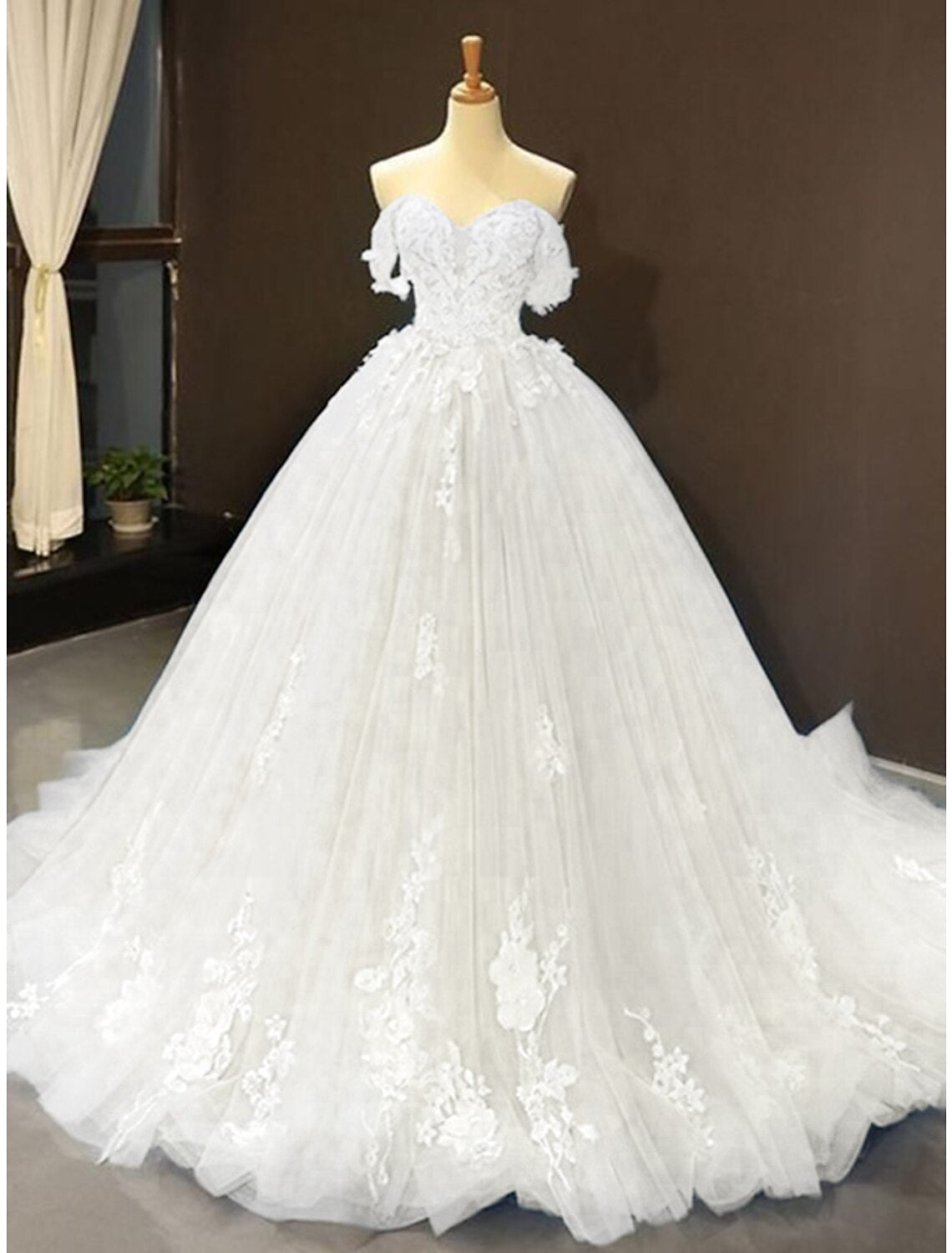 Charming Ball Gown Prom Dresses Floral Wedding Dress Court Train Off Shoulder Sweetheart Lace with Pleats