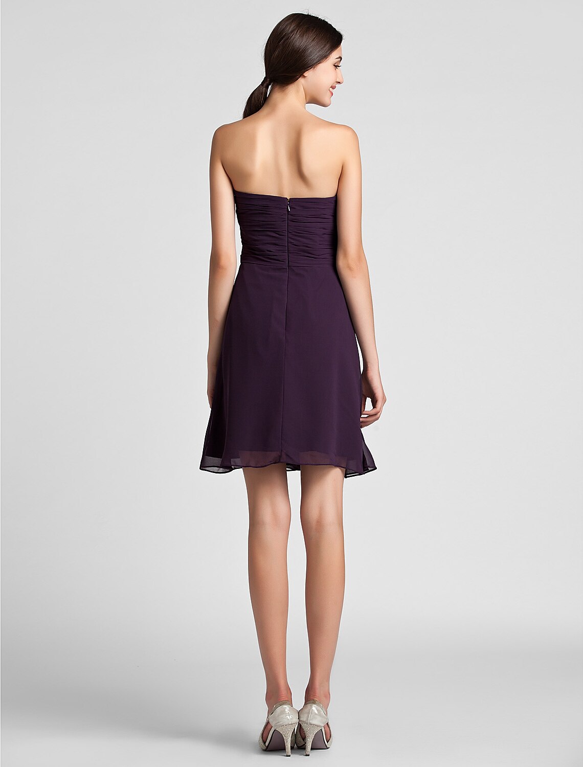 Sheath / Column Sweetheart Neckline Knee Length Chiffon Bridesmaid Dress with Criss Cross