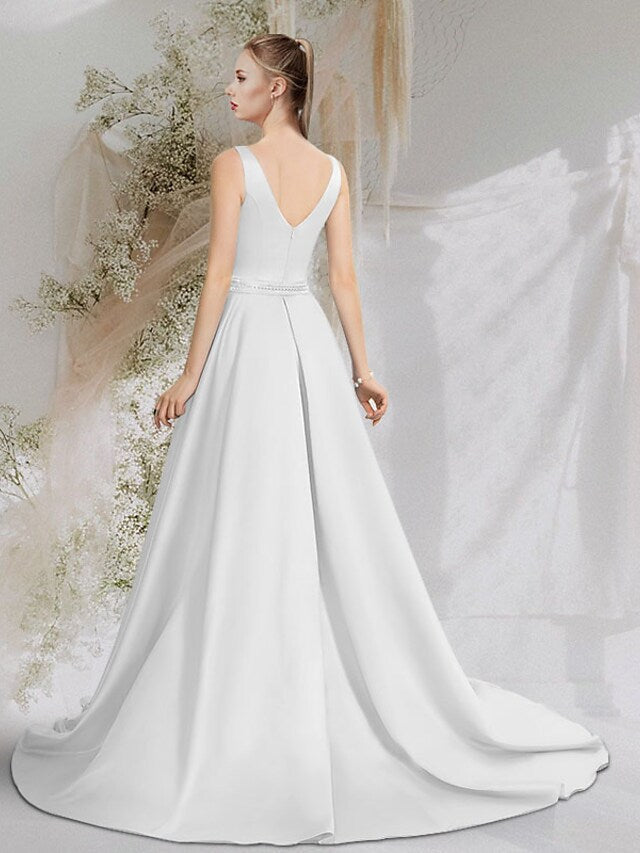 Mermaid / Trumpet Prom Dresses Luxurious Dress Formal Evening Court Train Sleeveless V Neck Satin with Overskirt