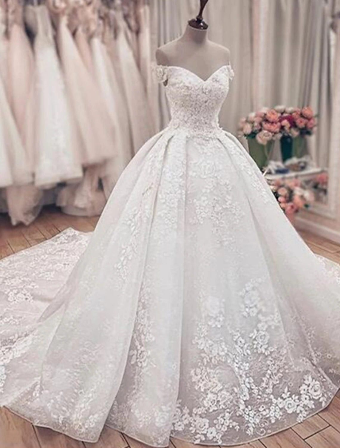Engagement Formal Wedding Dresses Ball Gown Off Shoulder Cap Sleeve Chapel Train Lace Bridal Gowns