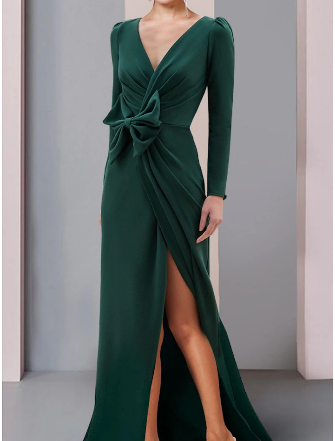 A-Line Mother of the Bride Dress Wedding Guest Elegant V Neck Sweep / Brush Train Stretch Fabric Long Sleeve with Bow(s)