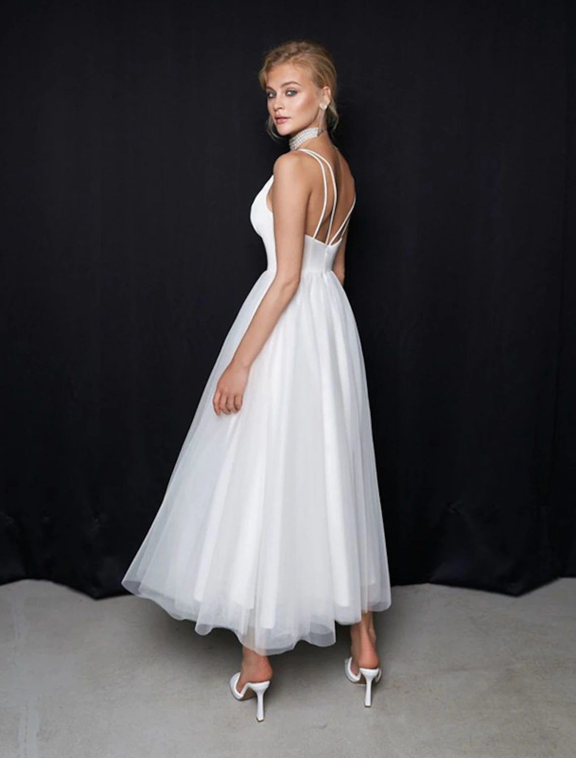 Reception Little White Dresses Casual Wedding Dresses A-Line Camisole V Neck Spaghetti Strap Ankle Length Tulle Bridal Gowns