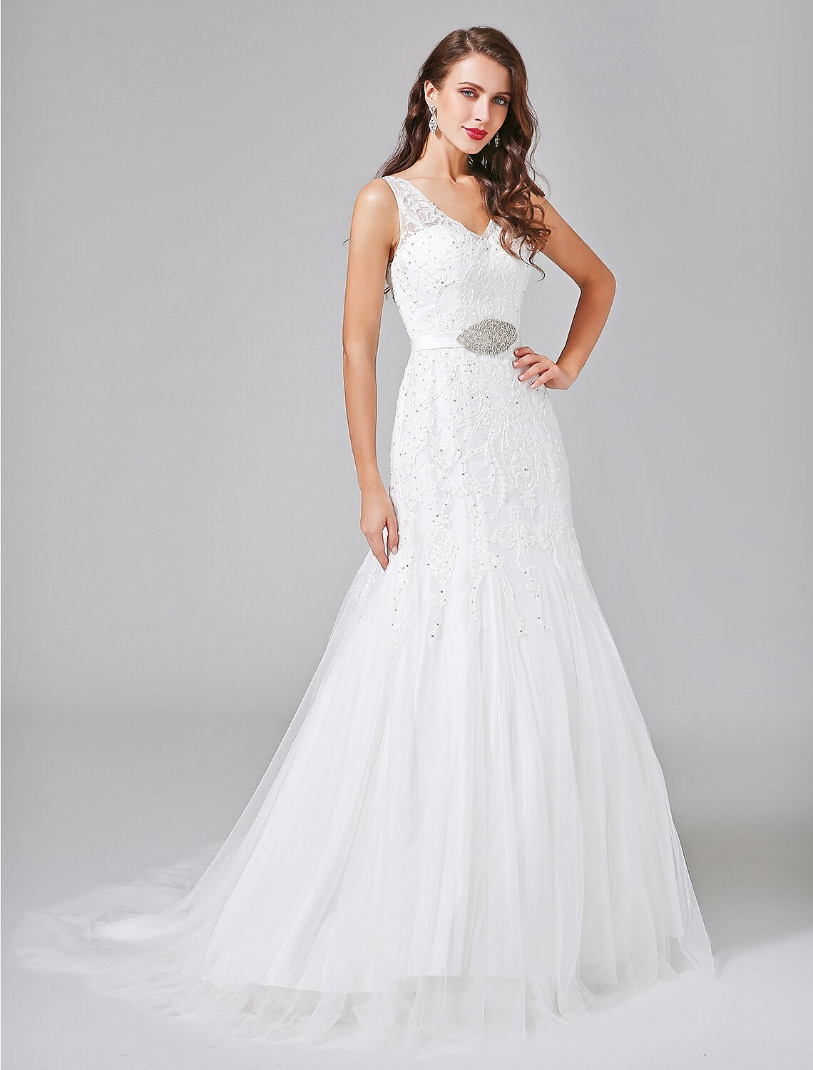 Wedding Dresses A-Line V Neck Sleeveless Court Train Lace Bridal Gowns With Sash Beading