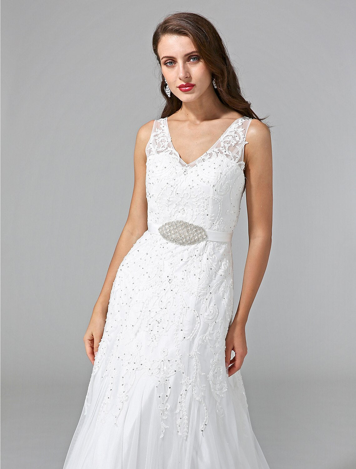 Wedding Dresses A-Line V Neck Sleeveless Court Train Lace Bridal Gowns With Sash Beading