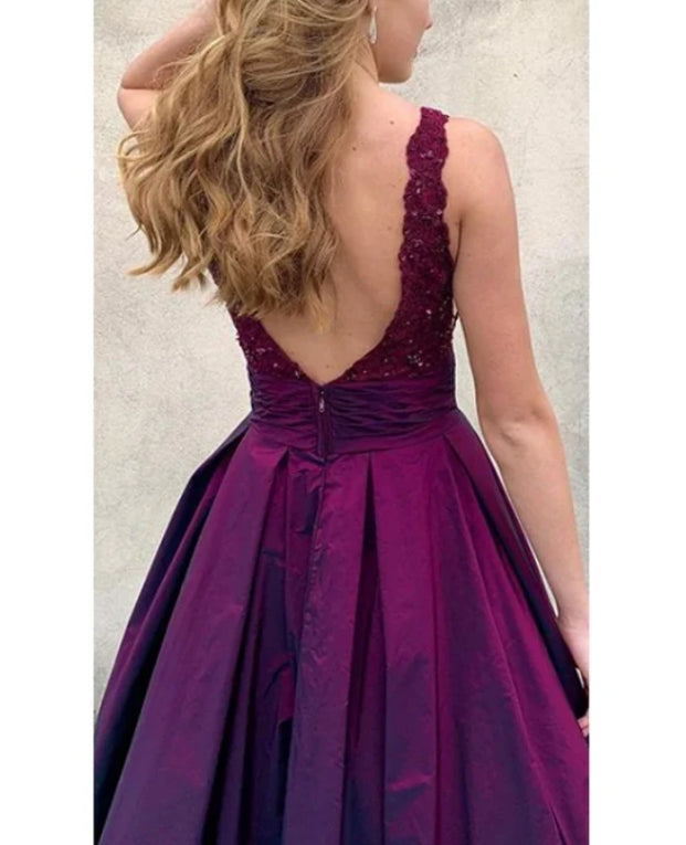 Elegant Prom Dresses A Line Backless V Neck Satin With Applique Sleeveless Evening Dress