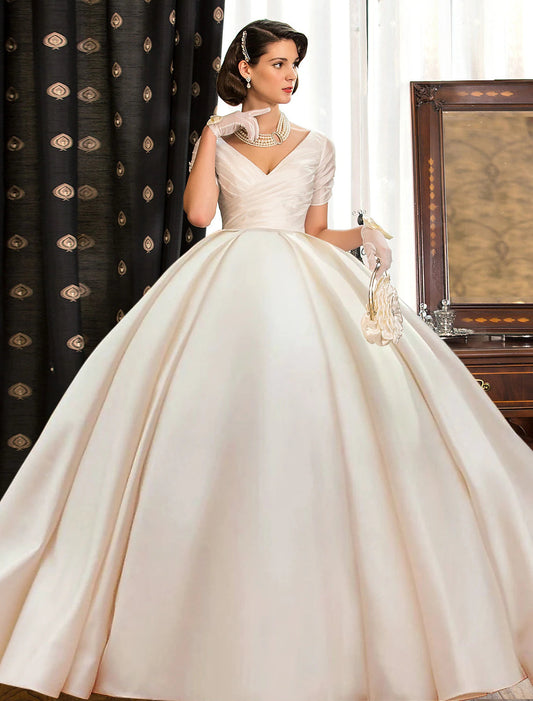 Engagement Formal Fall Wedding Dresses Ball Gown V Neck Short Sleeve Court Train Satin Bridal Gowns With Ruched