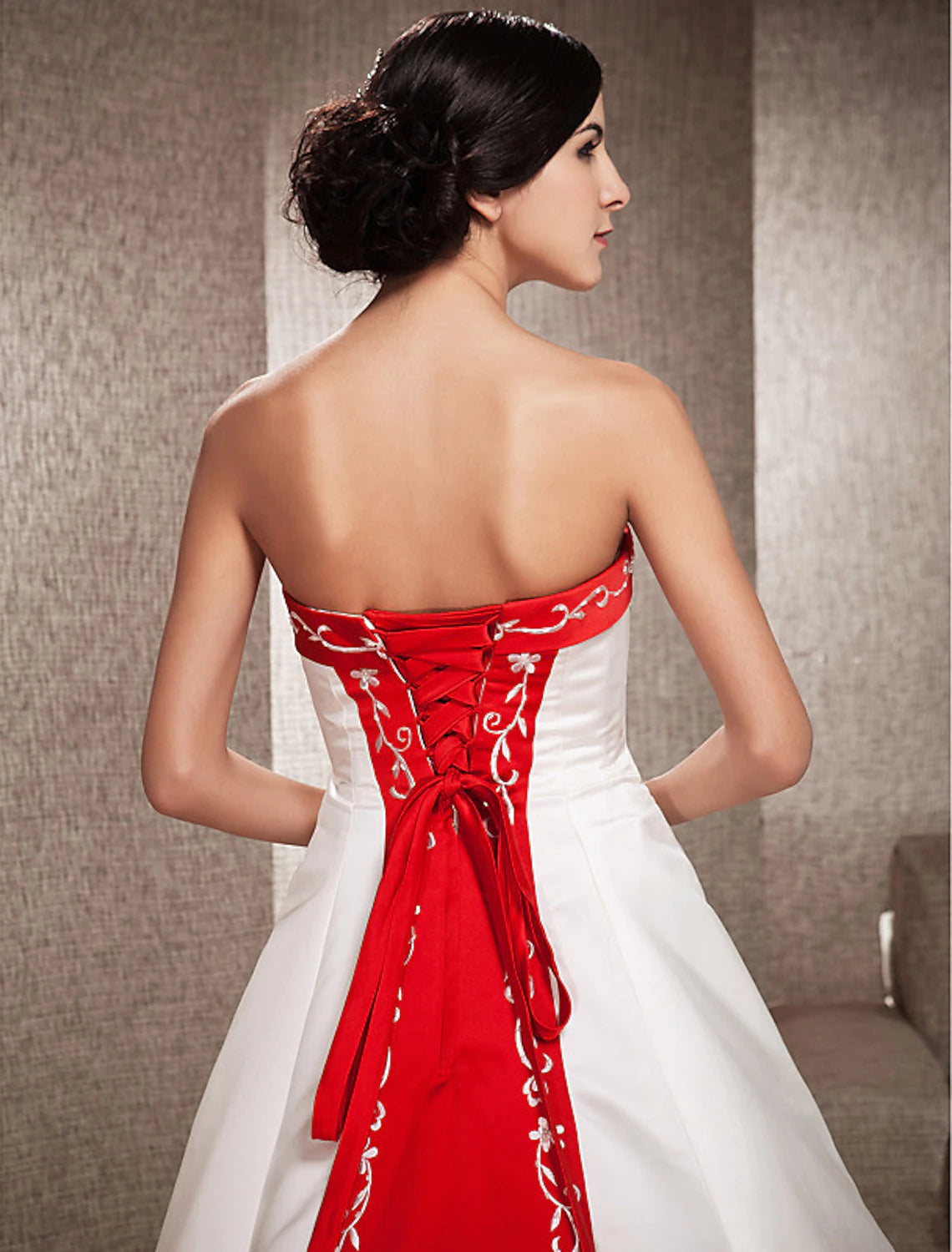 Open Back Wedding Dresses Sweep / Brush Train Ball Gown Strapless Strapless Satin With Embroidery