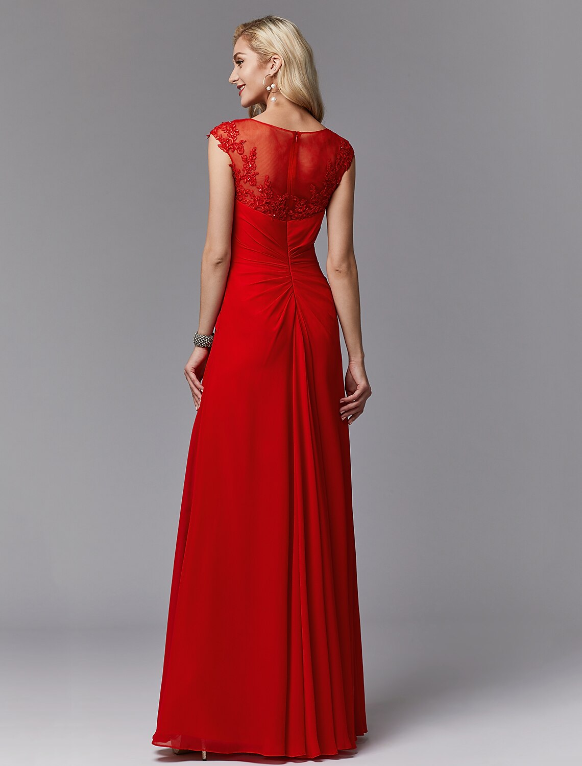 Sheath / Column Mother of the Bride Dress Chinese Style See Through Illusion Detail Boat Neck Floor Length Chiffon Lace Sleeveless with Pleats Beading