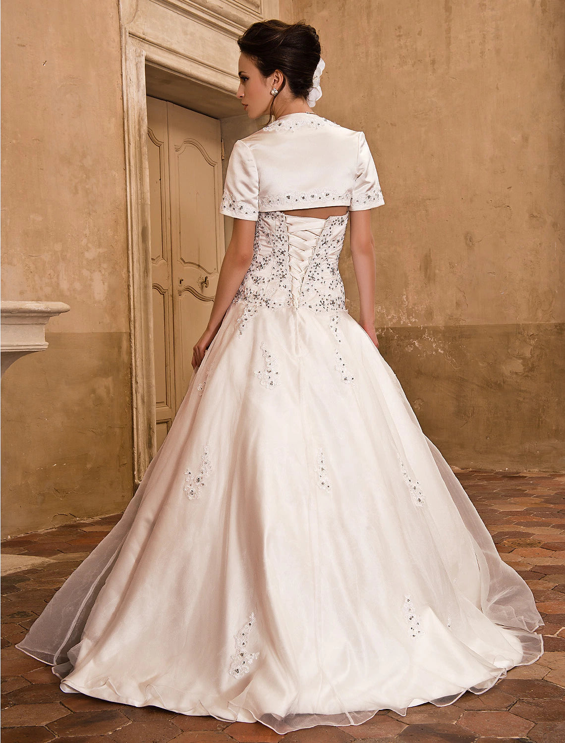 Hall Wedding Dresses Ball Gown Strapless Short Sleeve Floor Length Satin Bridal Gowns With Beading