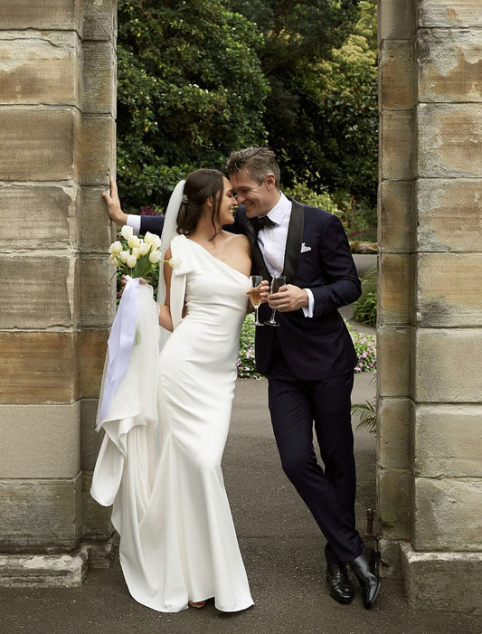 Boho Wedding Dresses Mermaid One Shoulder Sleeveless Court Train Stretch Fabric Bridal Gowns