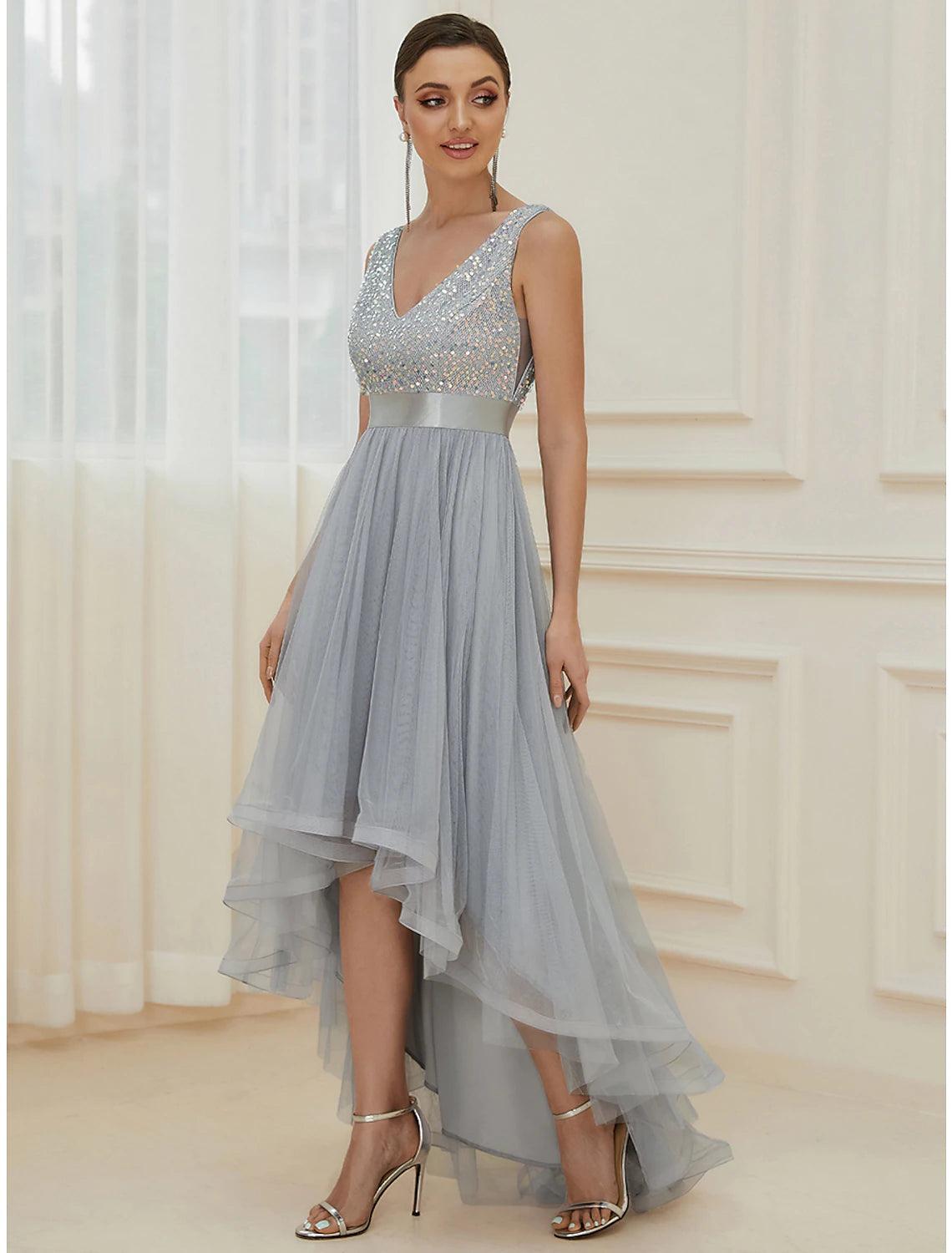 A-Line Bridesmaid Dress V Neck Sleeveless Elegant Asymmetrical Sequined with Sequin
