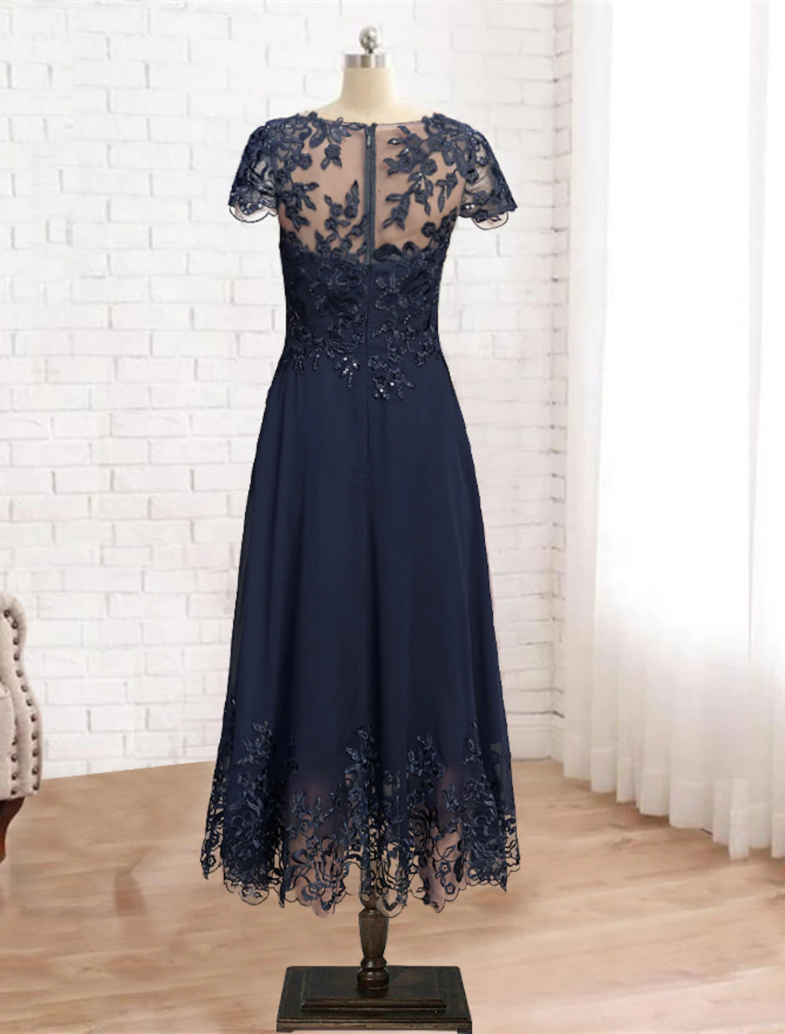 A-Line Mother of the Bride Dress Formal Wedding Guest Vintage Elegant Scoop Neck Tea Length Lace 3/4 Length Sleeve with Sequin