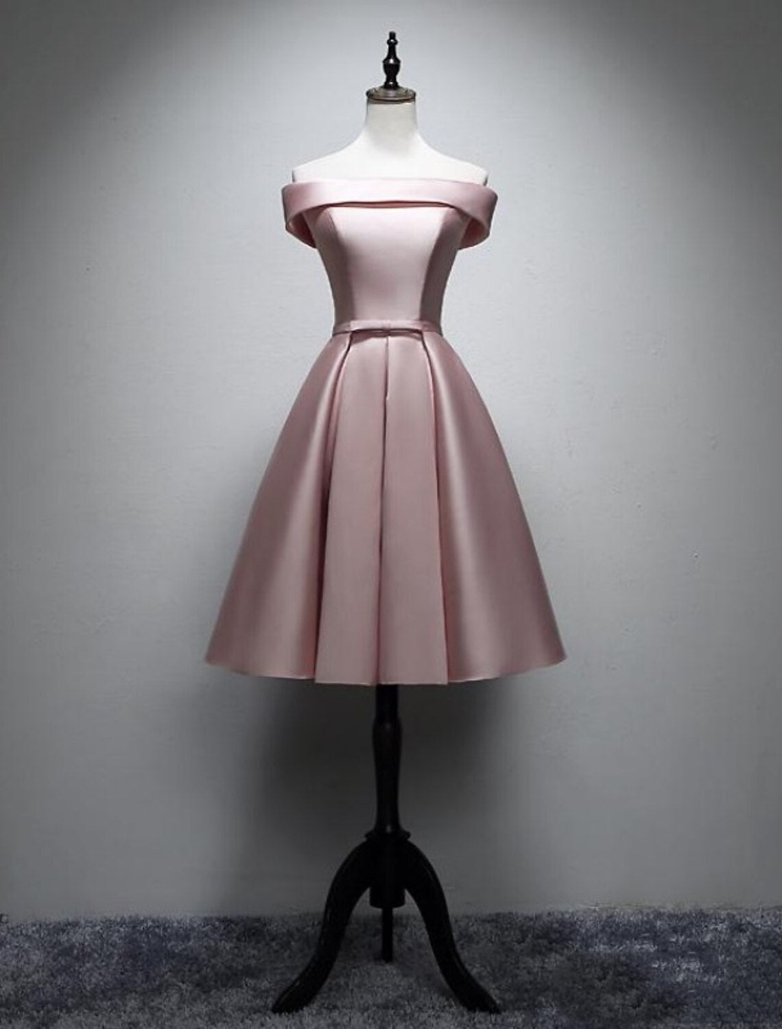 A-Line Bridesmaid Dress Off Shoulder Sleeveless Elegant Tea Length Satin with Bow(s) Homecoming Dress