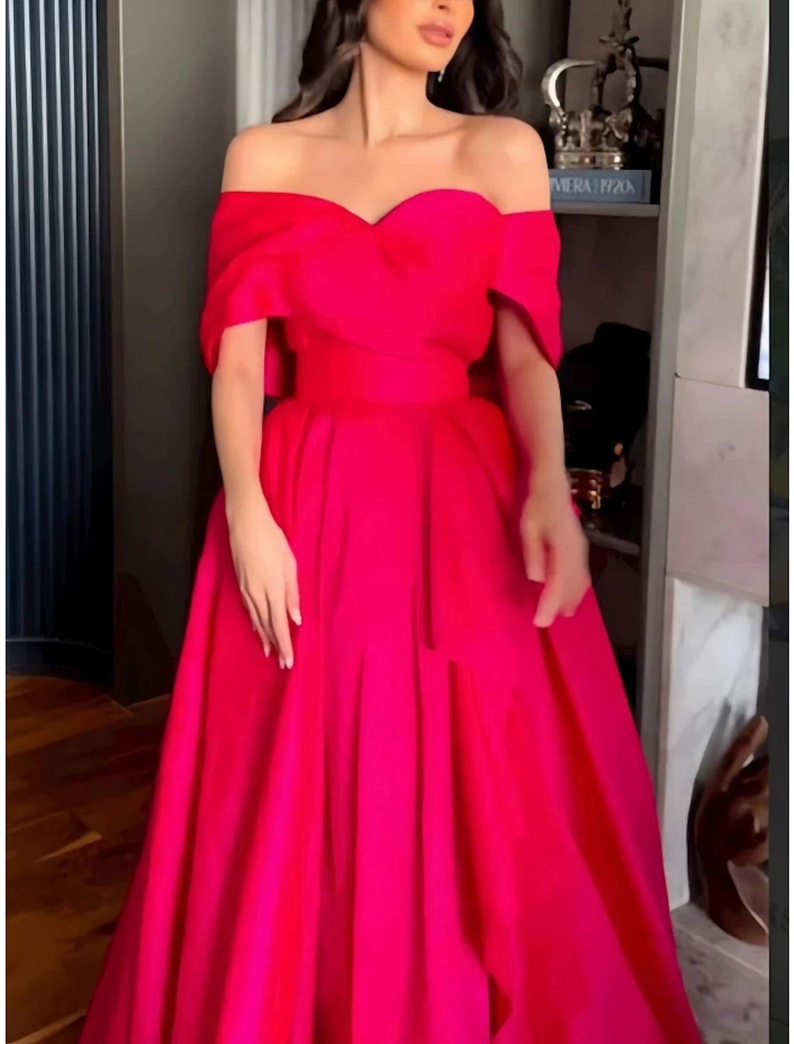 A-Line Evening Gown Elegant Dress Formal Floor Length Christmas Red Green Dress Short Sleeve Off Shoulder Satin