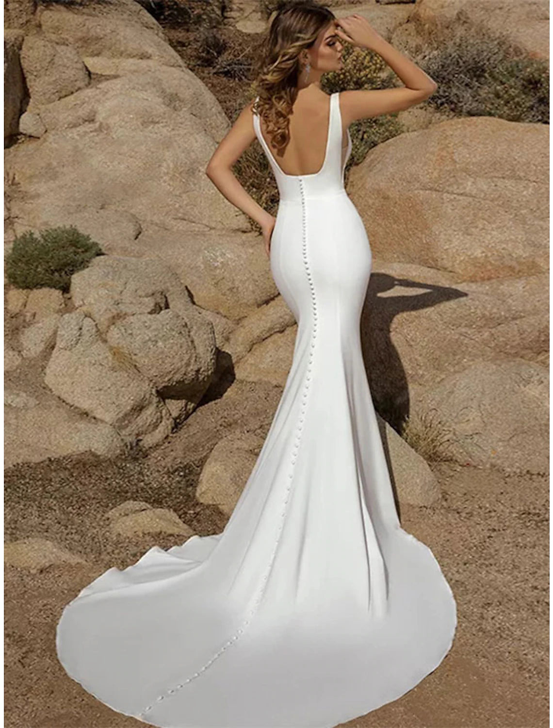 Beach Open Back Casual Wedding Dresses Court Train Mermaid / Trumpet Sleeveless Square Neck Crepe