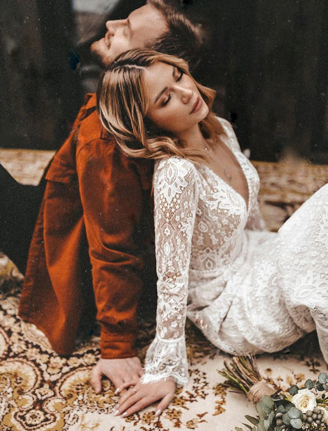 A-Line Wedding Dresses Ankle Length Vintage Little White Dresses Long Sleeve V Neck Chiffon With Solid Color Bridal
