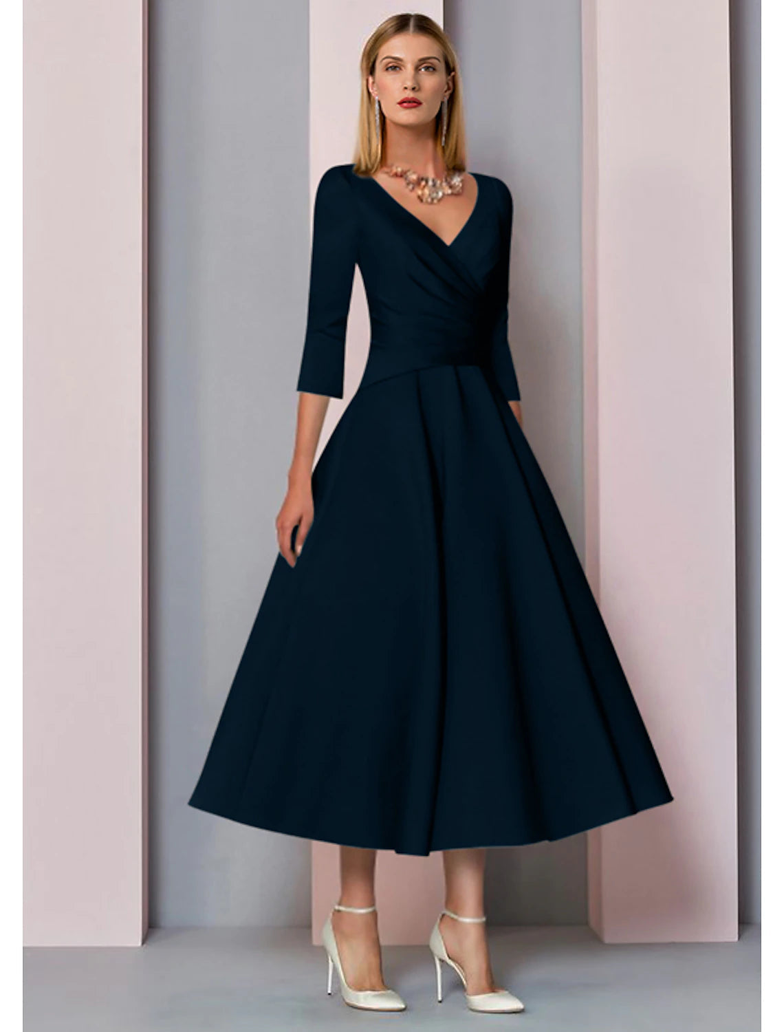 A-Line Mother of the Bride Dress Fall Wedding Guest Vintage Plus Size Elegant V Neck Tea Length Satin 3/4 Length Sleeve