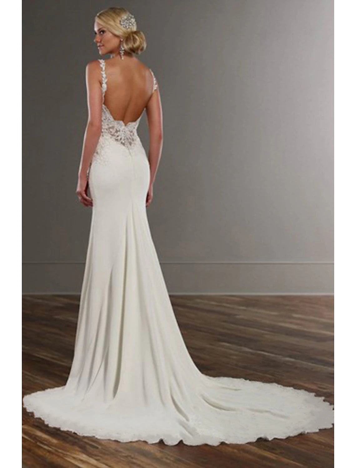 Engagement Open Back Sexy Formal Wedding Dresses Mermaid / Trumpet V Neck Sleeveless Chapel Train Lace Bridal Gowns
