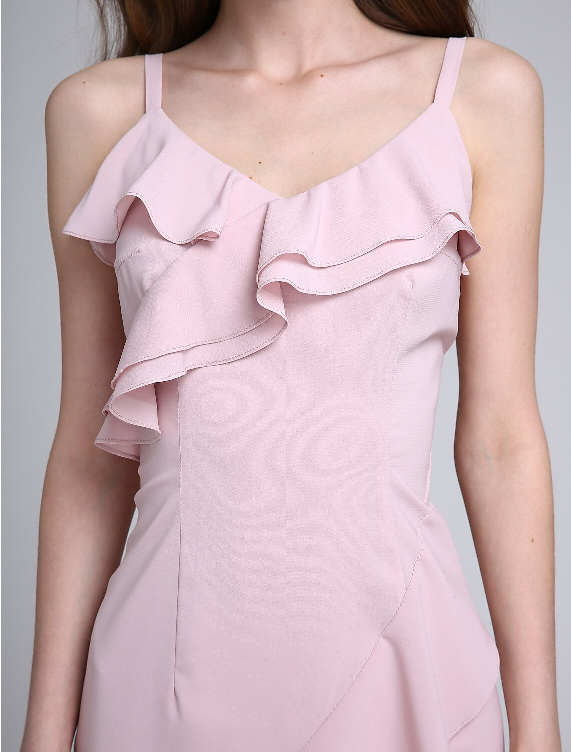 Sheath / Column Bridesmaid Dress Spaghetti Strap Sleeveless Elegant Knee Length Chiffon