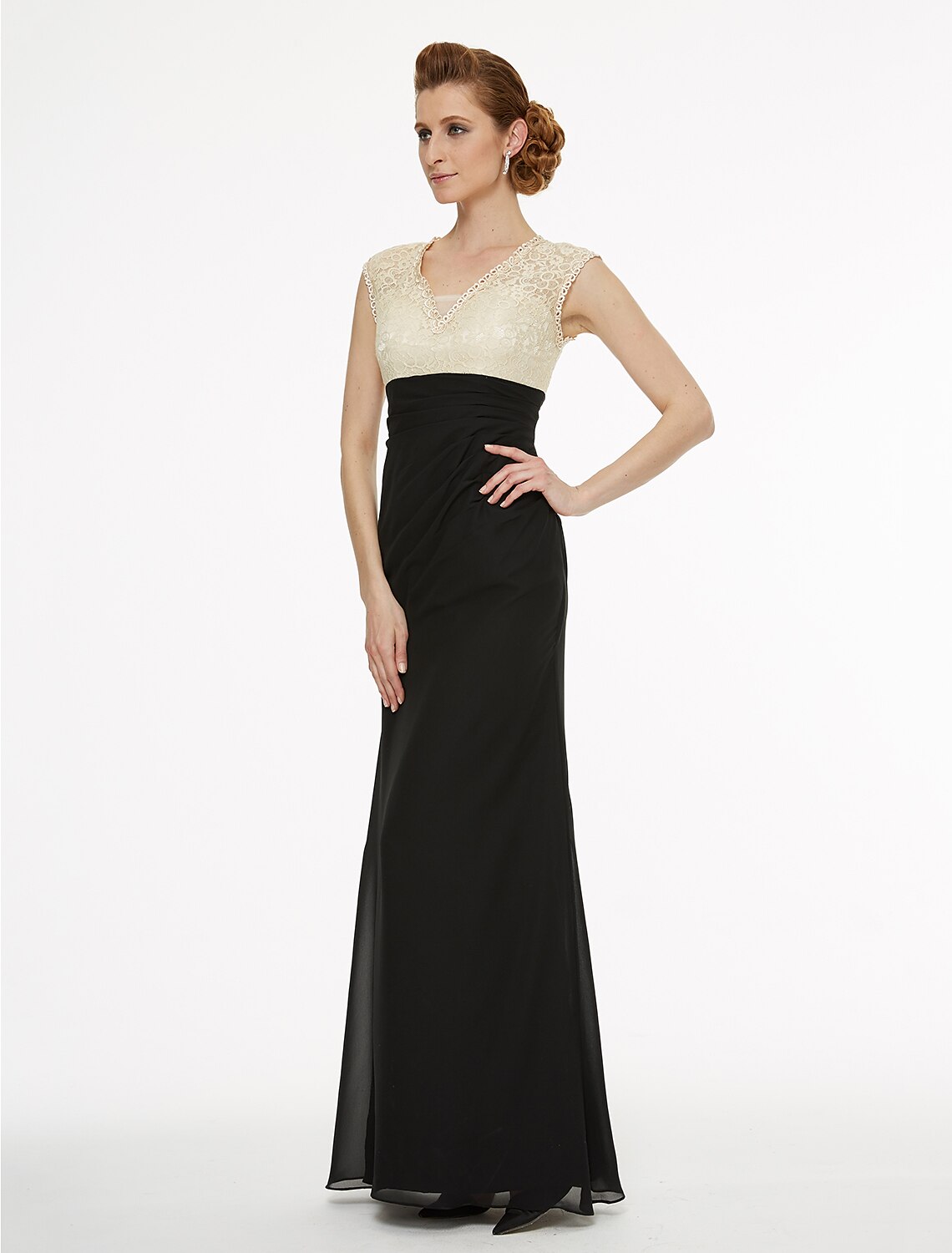 Sheath / Column V Neck Floor Length Chiffon / Lace Mother of the Bride Dress