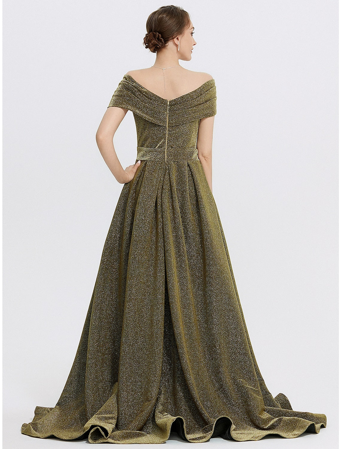 A-Line Evening Gown Elegant Dress Formal Sweep / Brush Train Sleeveless Sweetheart Charmeuse