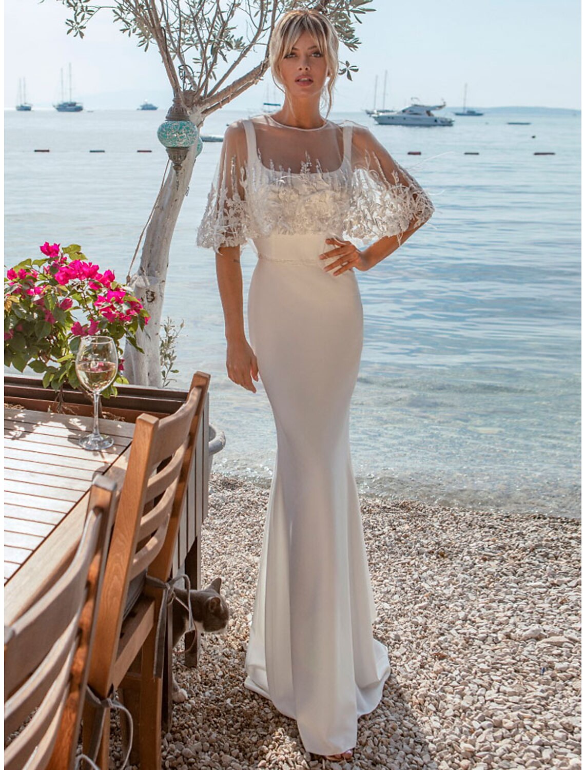 Beach Open Back Casual Wedding Dresses Mermaid / Trumpet Square Neck Sleeveless Sweep / Brush Train Satin Bridal Gowns With Buttons