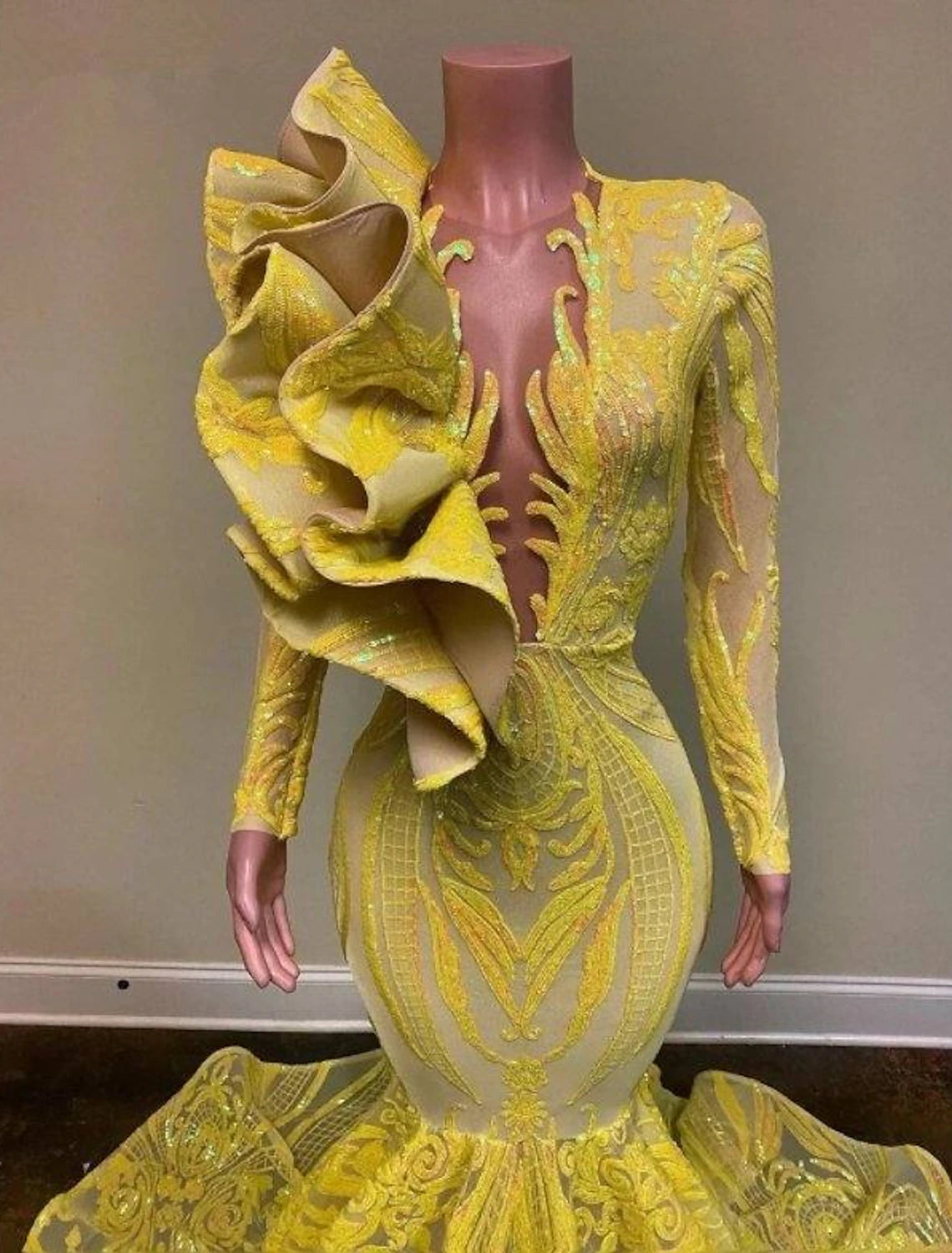 Mermaid / Trumpet Evening Gown Floral Dress Carnival Formal Chapel Train Long Sleeve Jewel Neck African American Sequined