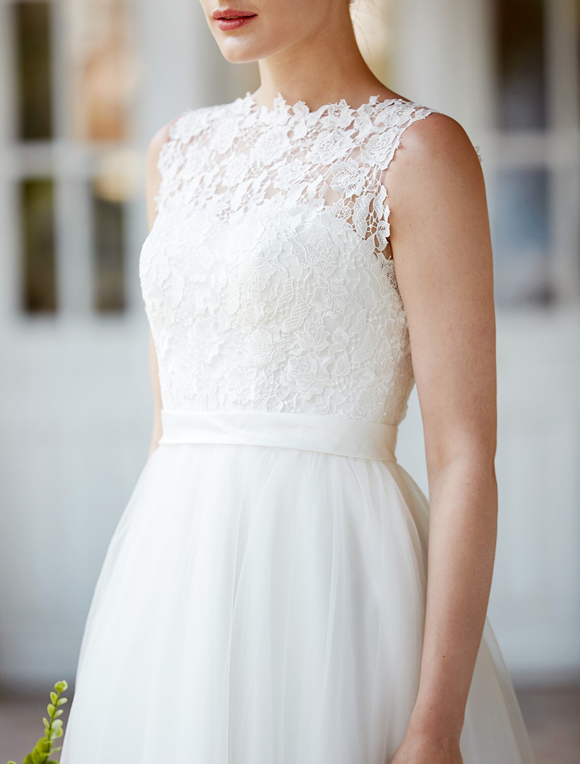 Reception Little White Dresses Wedding Dresses A-Line Illusion Neck Sleeveless Tea Length Lace Bridal Gowns With Sashes / Ribbons