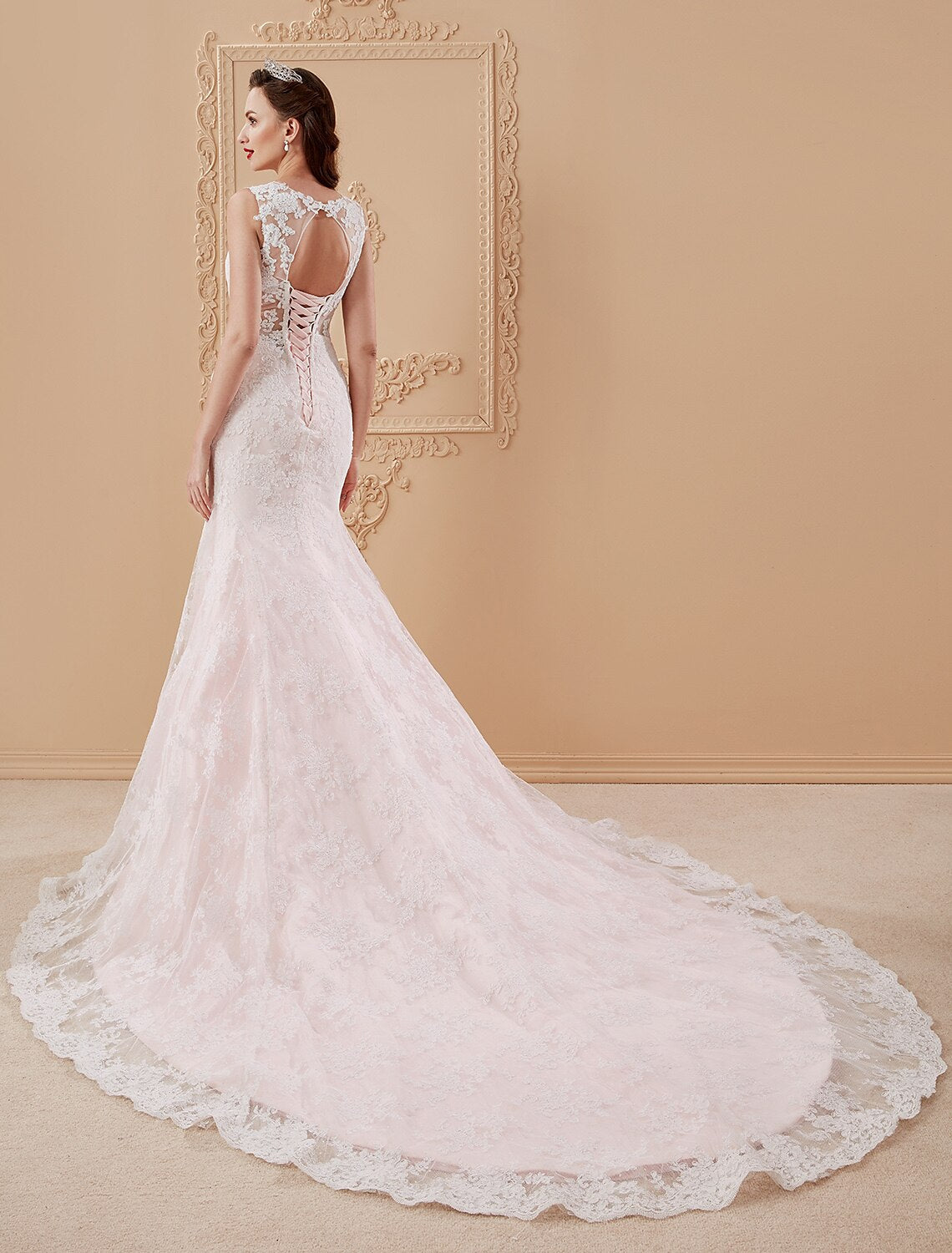 Mermaid / Trumpet Plunging Neckline Court Train Lace Tulle Wedding Dress