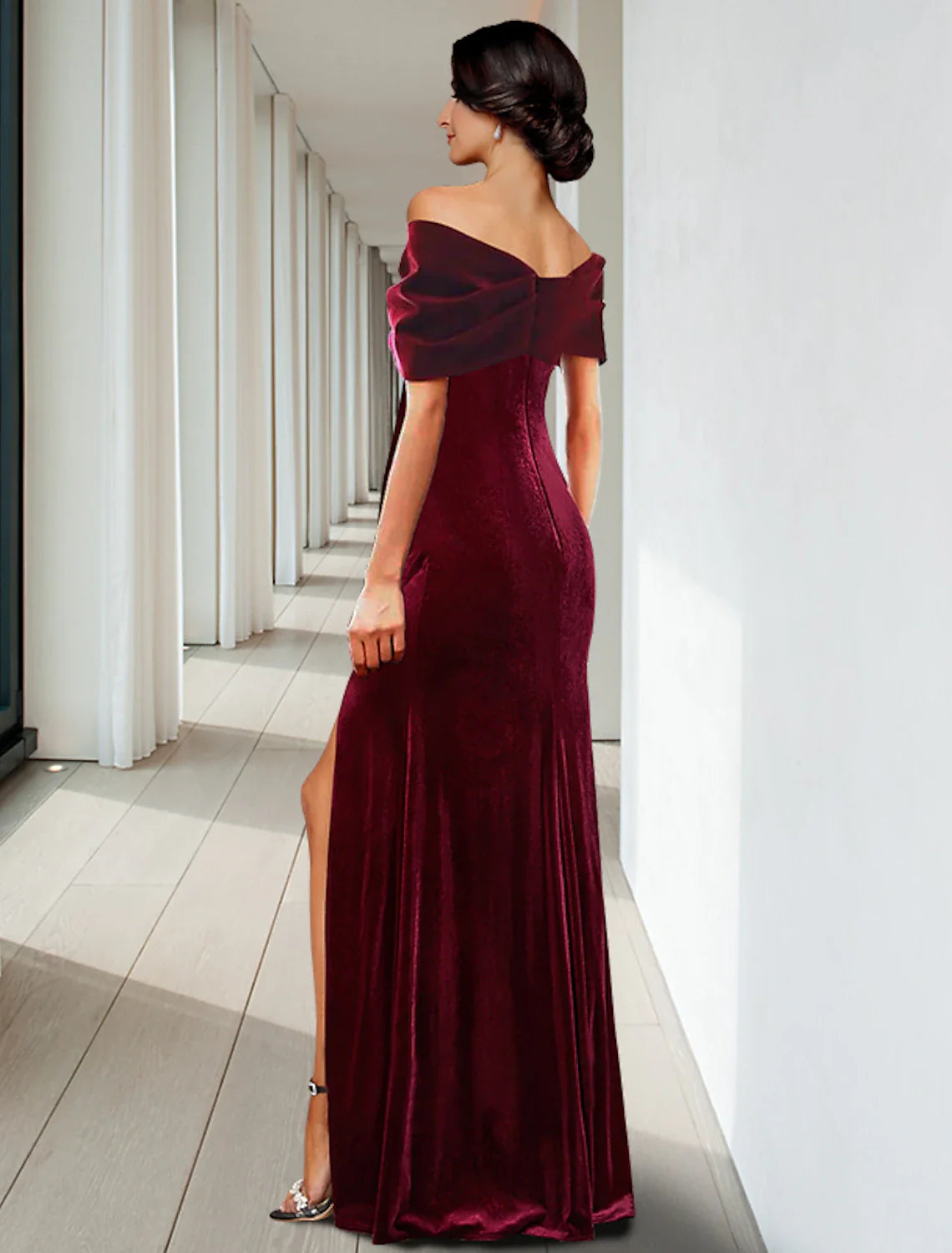 Sheath / Column Evening Gown Elegant Dress Wedding Guest Cocktail Party Floor Length Sleeveless V Neck Velvet with Pleats