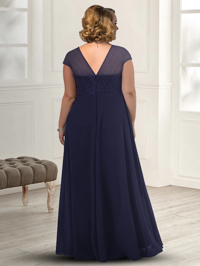 Sheath / Column Mother of the Bride Dress Plus Size Elegant V Neck Floor Length Chiffon Sleeveless with Beading Crystal