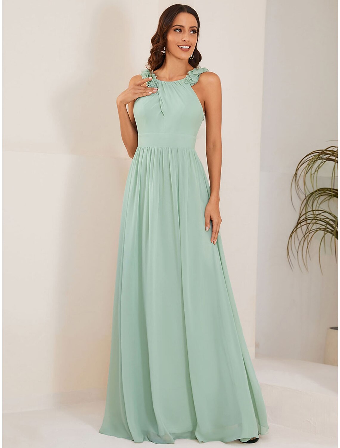 A-Line Wedding Guest Dresses Open Back Dress Formal Black Tie Floor Length Sleeveless Jewel Neck Bridesmaid Dress Chiffon with Pleats Flower