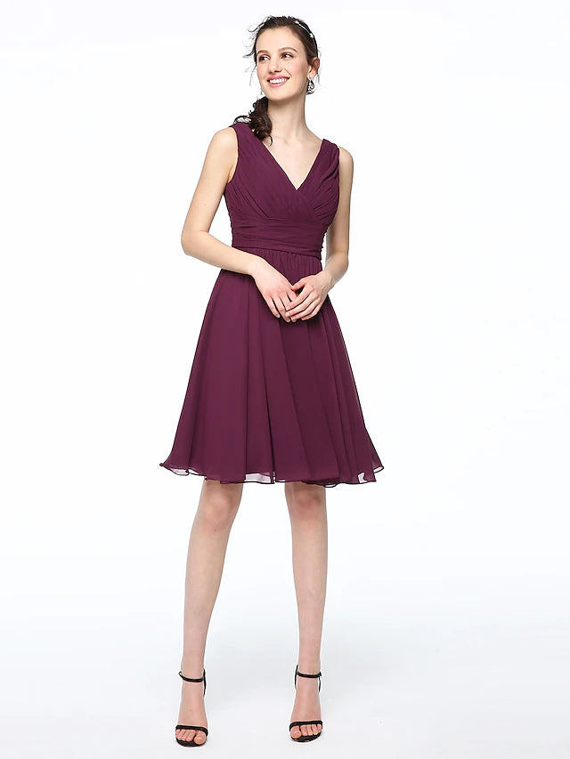 A-Line Bridesmaid Dress V Neck Sleeveless Elegant Short / Mini Chiffon with Pleats Pure Color