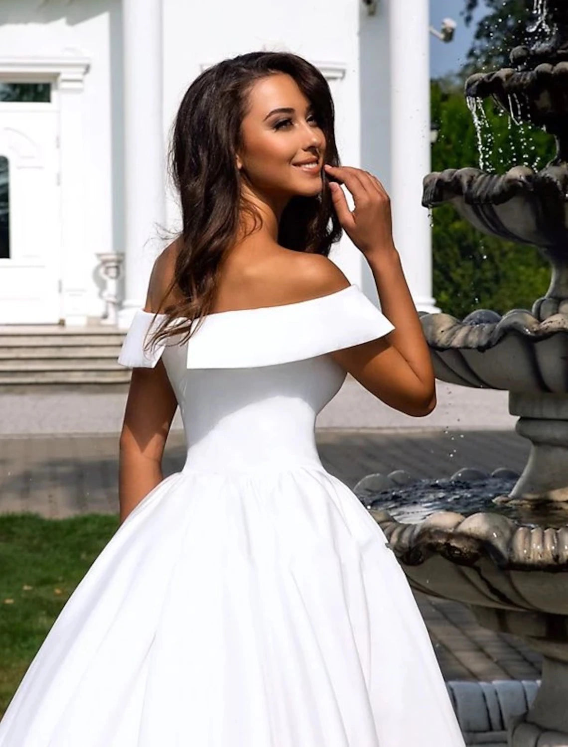Formal Wedding Dresses Ball Gown Off Shoulder Cap Sleeve Chapel Train Satin Bridal Gowns