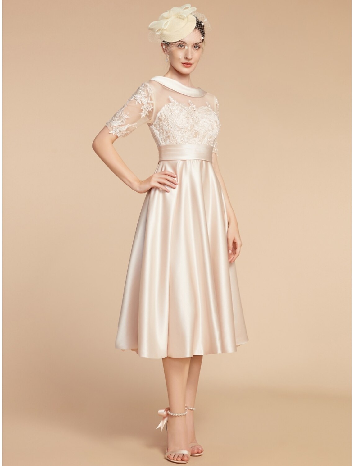 A-Line Mother of the Bride Dress Wedding Guest Elegant Petite Scoop Neck Knee Length Satin Lace Half Sleeve with Appliques Ruching