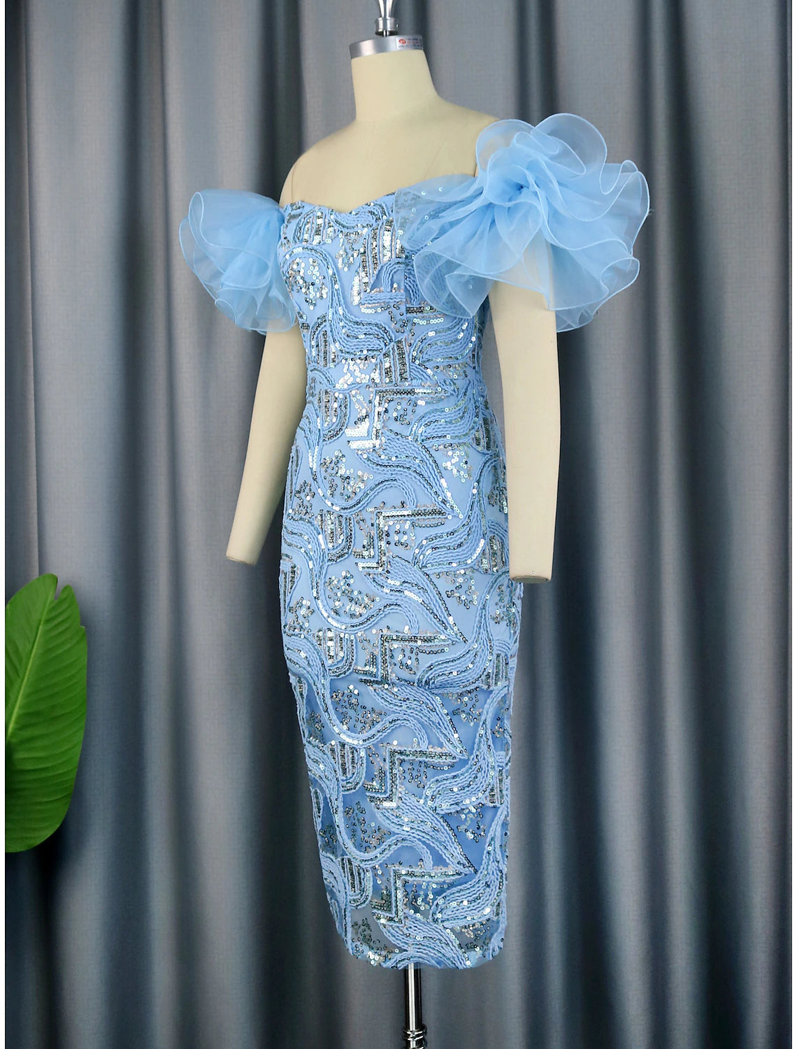 Sheath / Column Party Dresses Floral Dress Cocktail Party Tea Length Sleeveless Off Shoulder Sequined