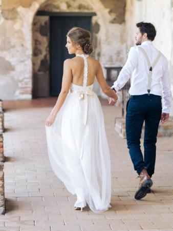 Unique Tulle Halter Neckline Floor-length A-line Wedding Dress Sleeveless Elegant