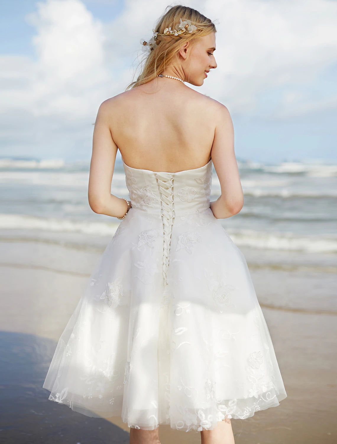 Hall Boho Wedding Dresses A-Line Sweetheart Strapless Knee Length Lace Bridal Gowns