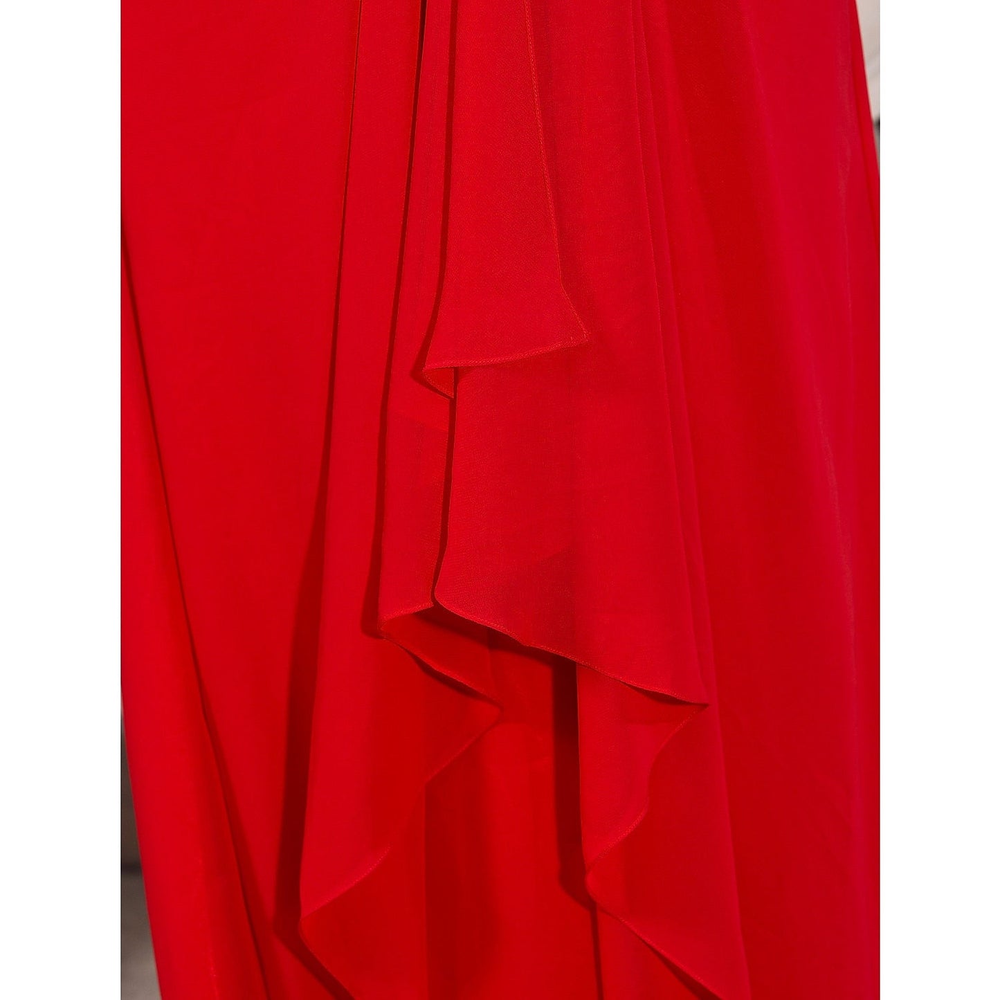 A-Line Celebrity Style Dress Wedding Guest Formal Evening Floor Length Sleeveless Plunging Neck Chiffon