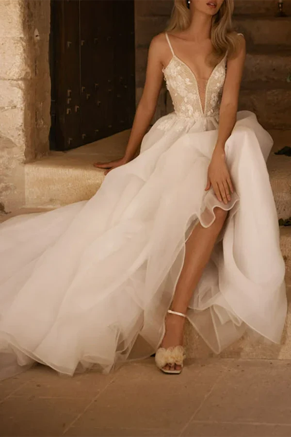 A-line illusion V-neck 3D sticker rural style wedding dress Sexy Beautiful