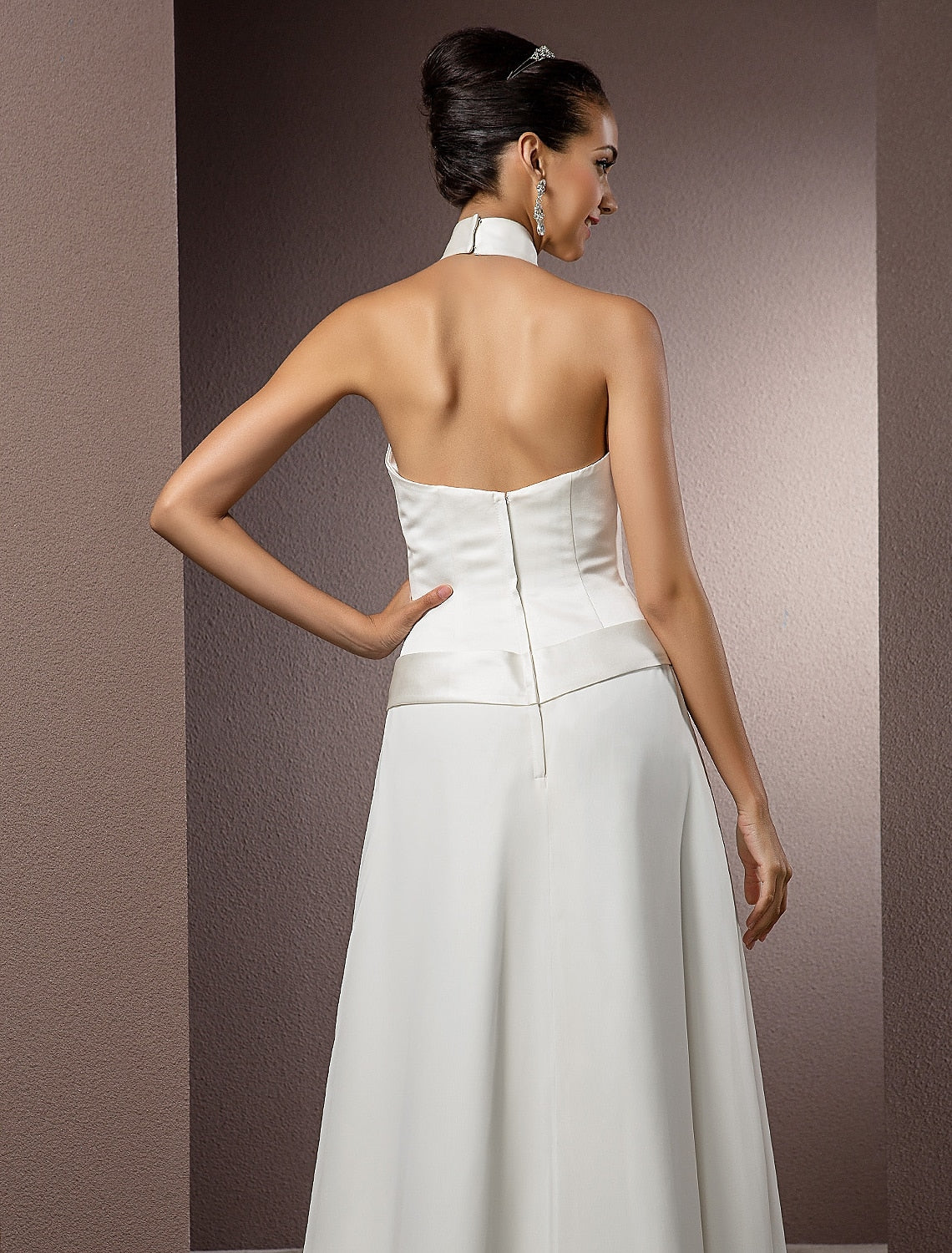 Hall Wedding Dresses Sheath / Column Halter Sleeveless Floor Length Satin Bridal Gowns With Sash