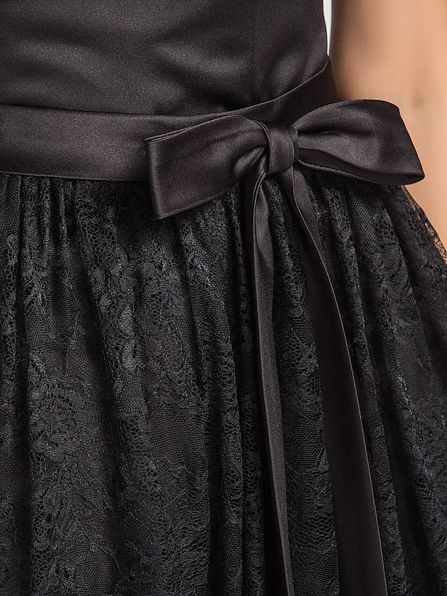Ball Gown / A-Line Bridesmaid Dress Bateau Neck Sleeveless Little Black Dress Tea Length Lace / Charmeuse with Lace